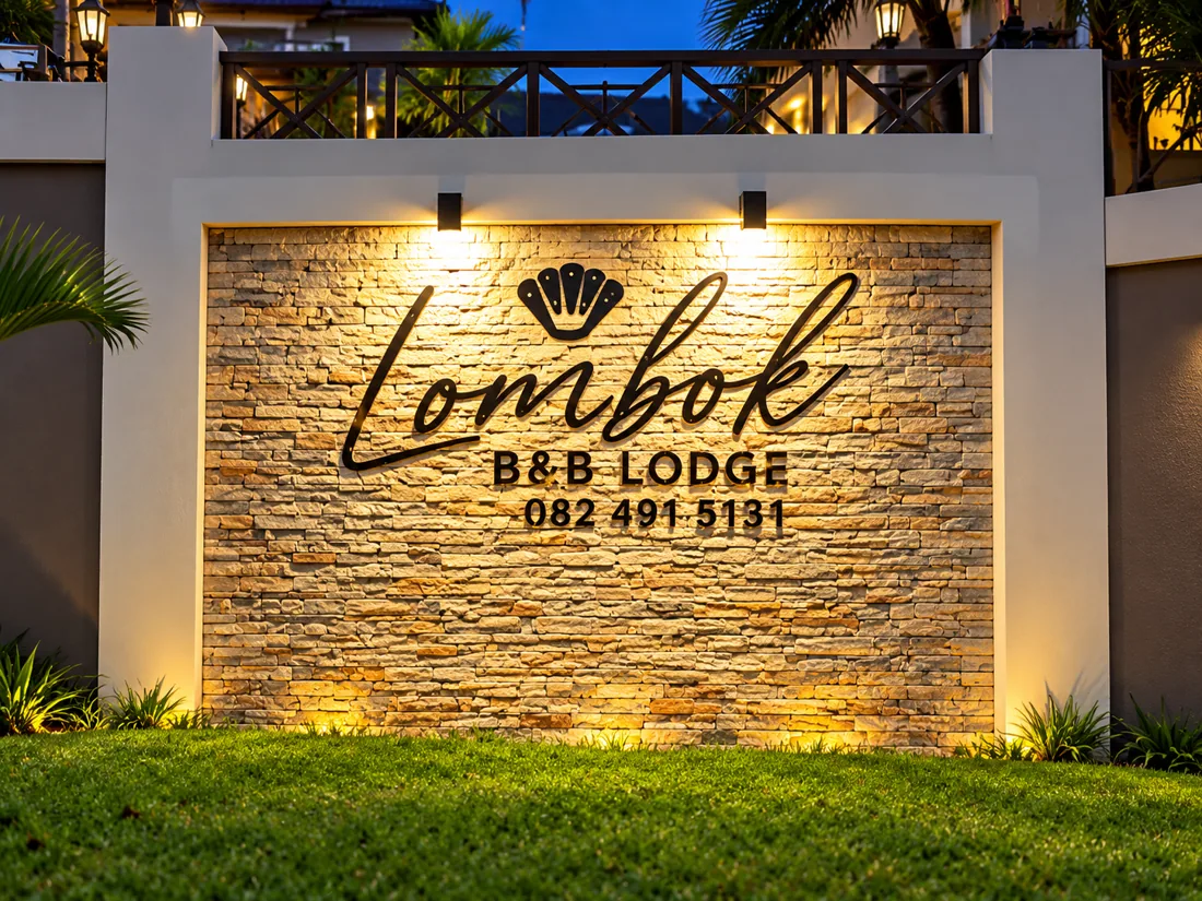 Lombok Lodge entrance